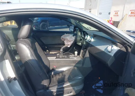 2009 Ford Mustang Gt/Gt Premium из США, поврежденный, VIN 1ZVHT82H795128079